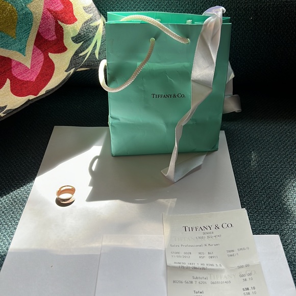 Tiffany & co Rubedo ring medium with size 5.5 - Picture 4 of 10